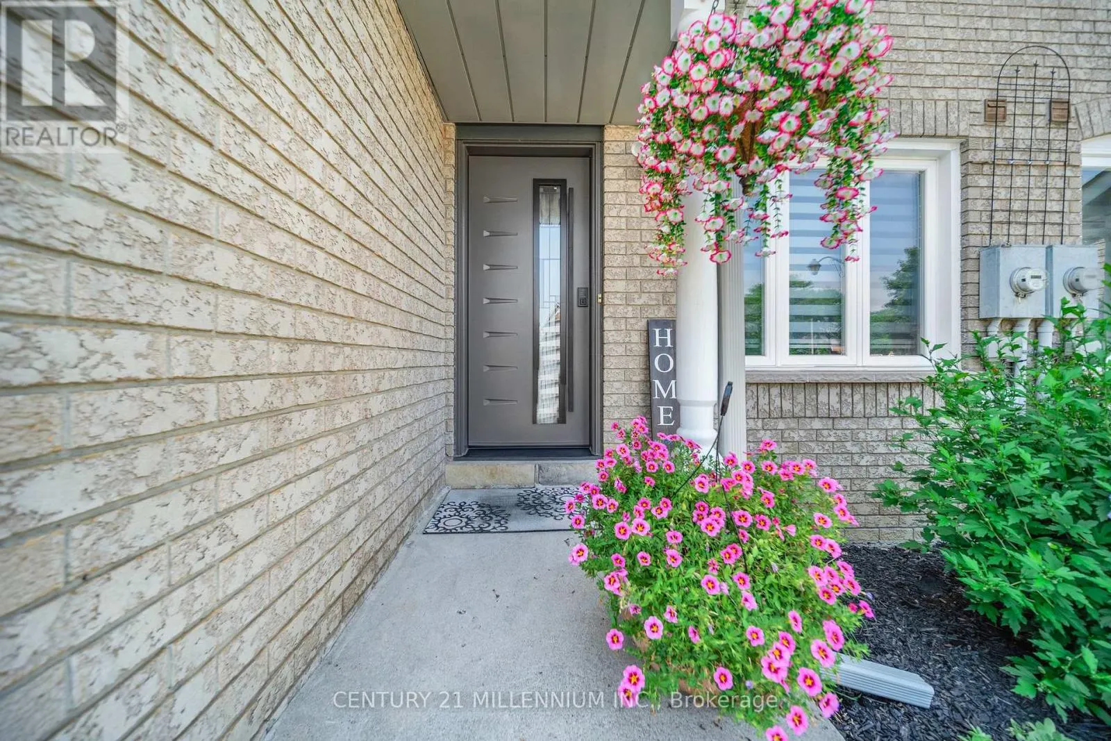 34 GARDENIA WAY