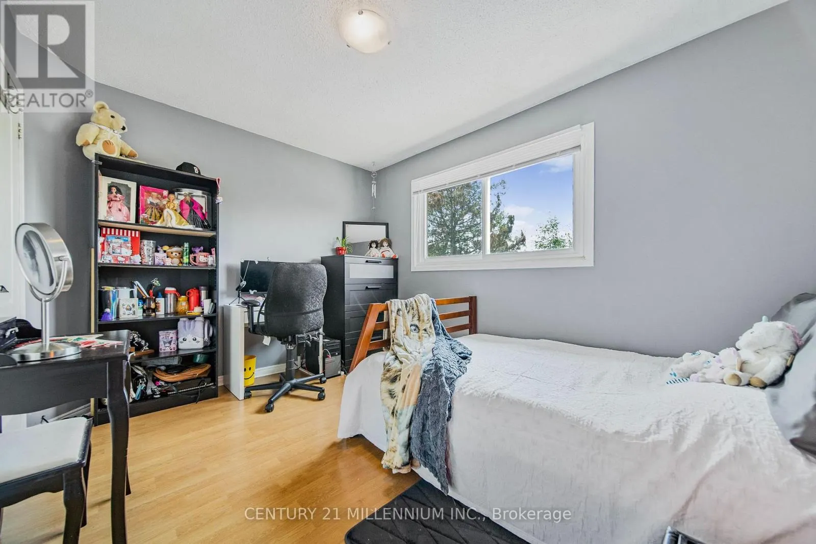 34 GARDENIA WAY