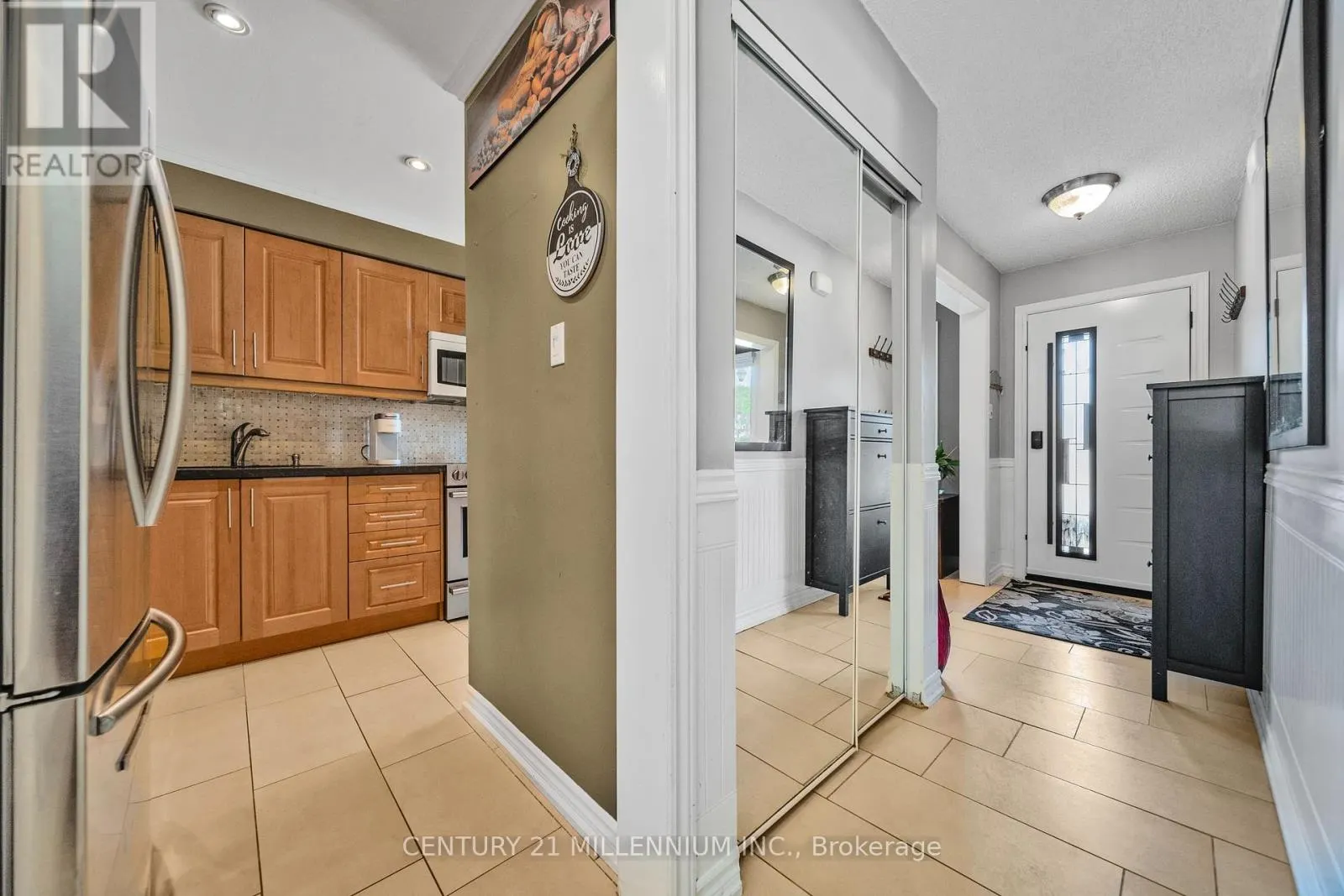 34 GARDENIA WAY