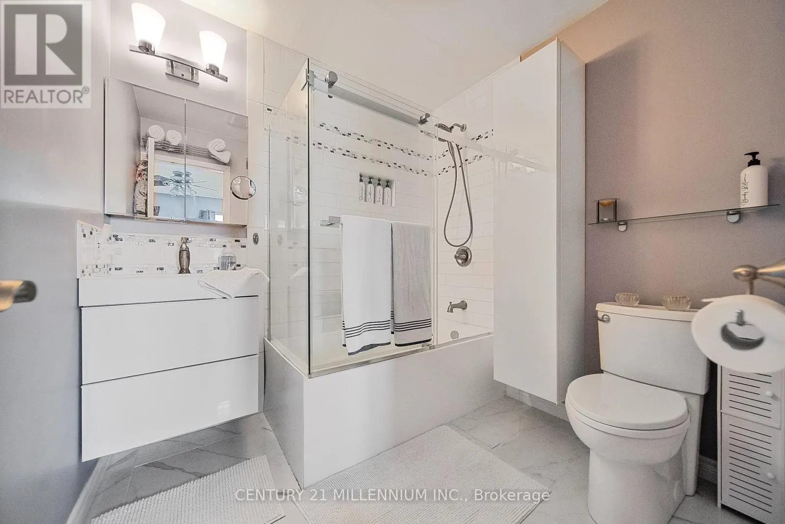 34 GARDENIA WAY