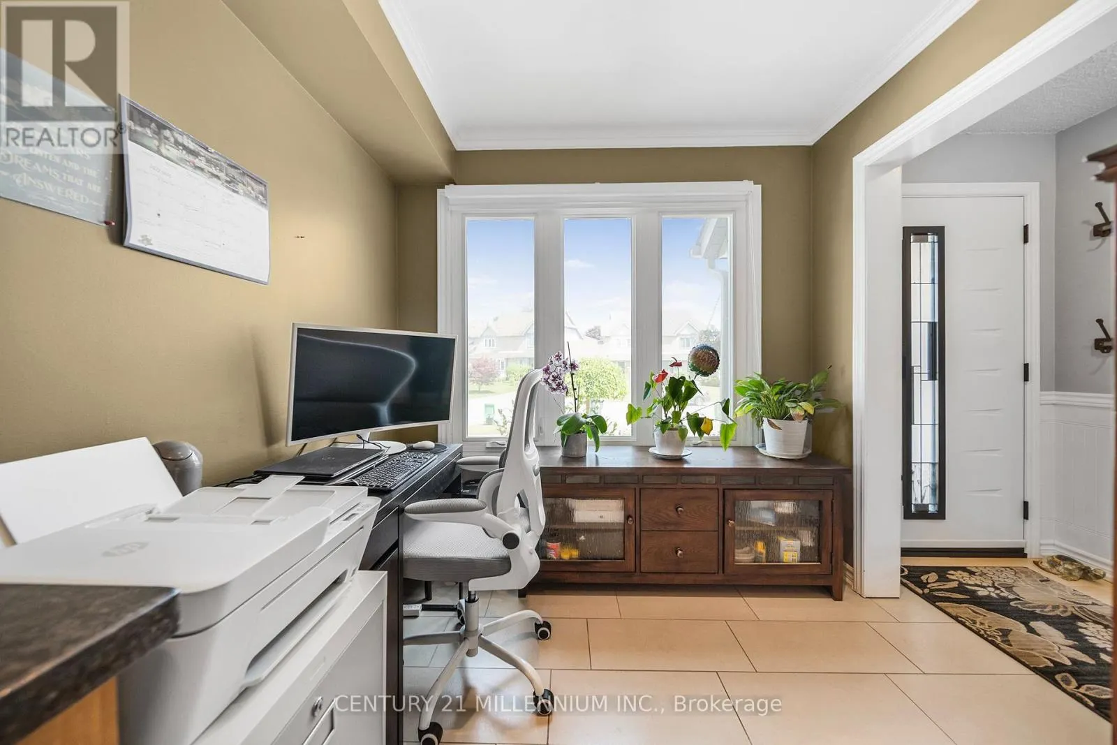 34 GARDENIA WAY