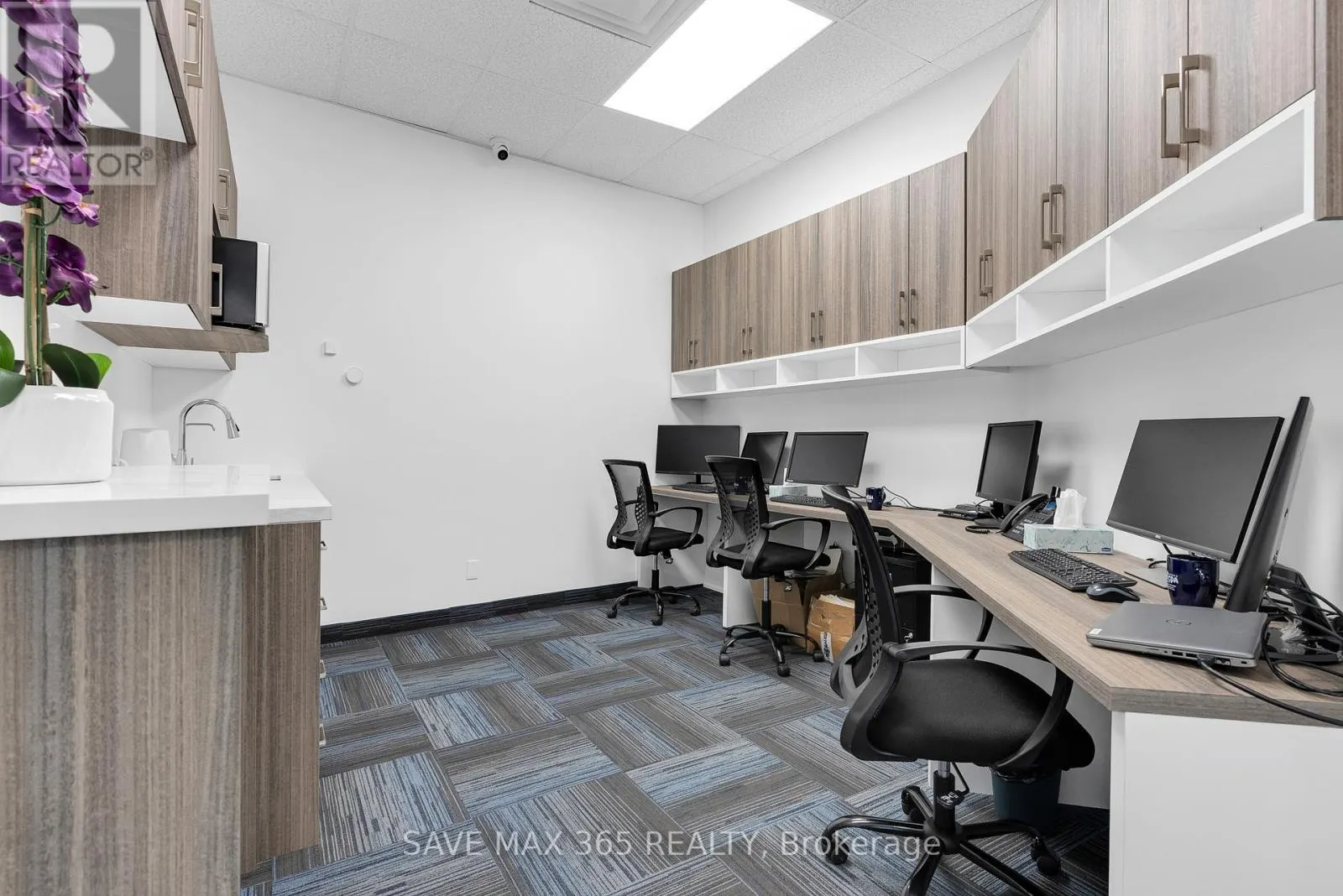 35 - 6033 SHAWSON DRIVE