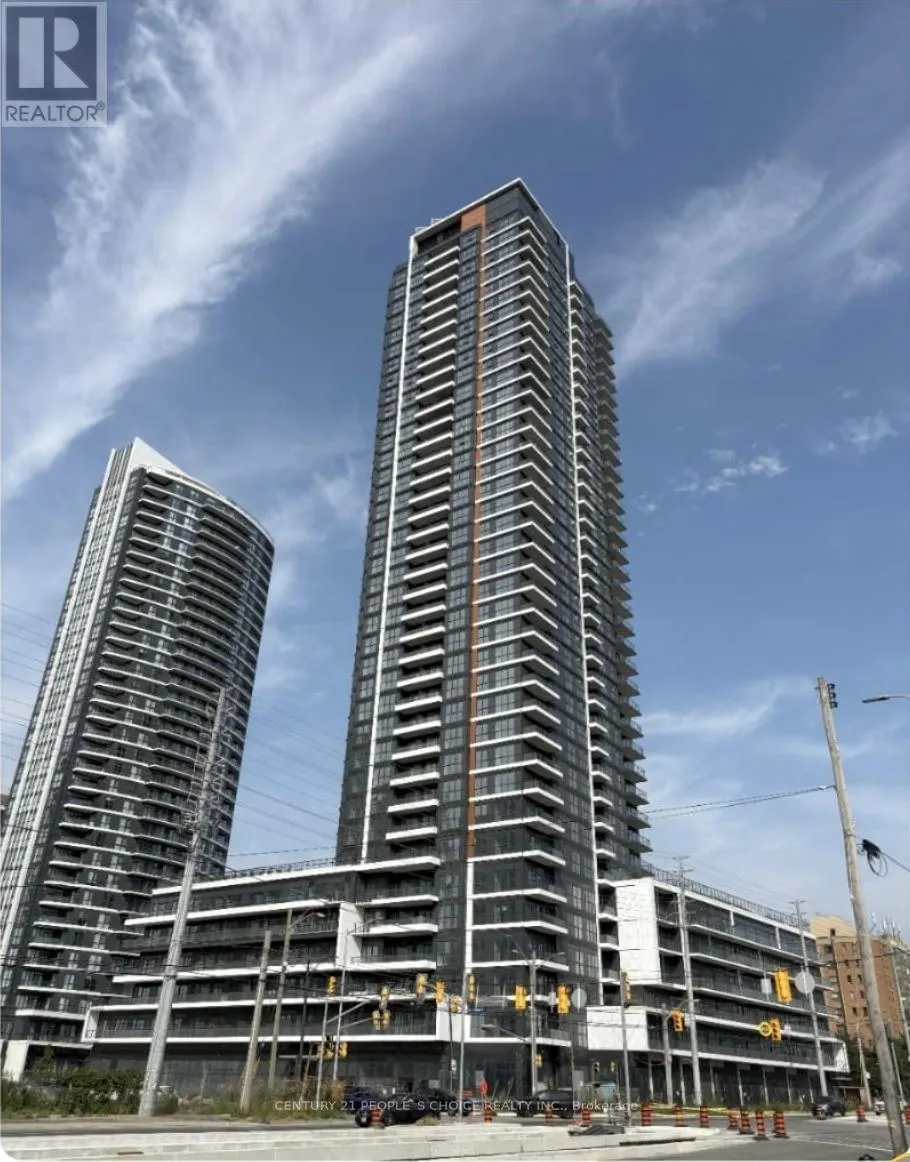 216 - 15 WATERGARDEN DRIVE