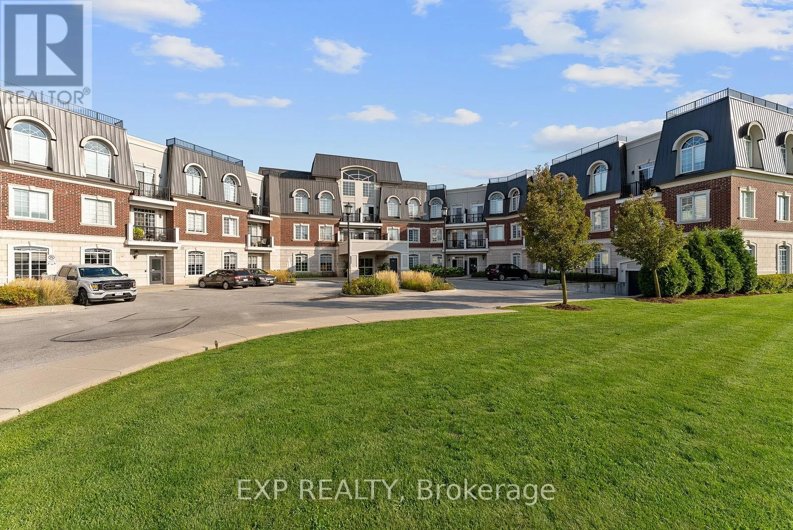 325 - 2300 UPPER MIDDLE ROAD W