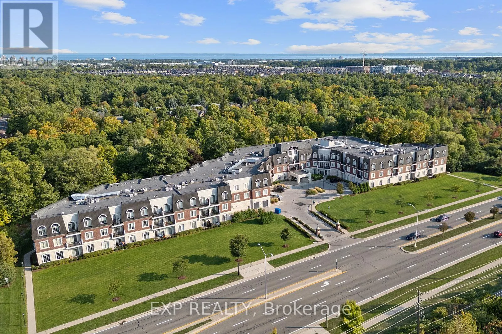 325 - 2300 UPPER MIDDLE ROAD W
