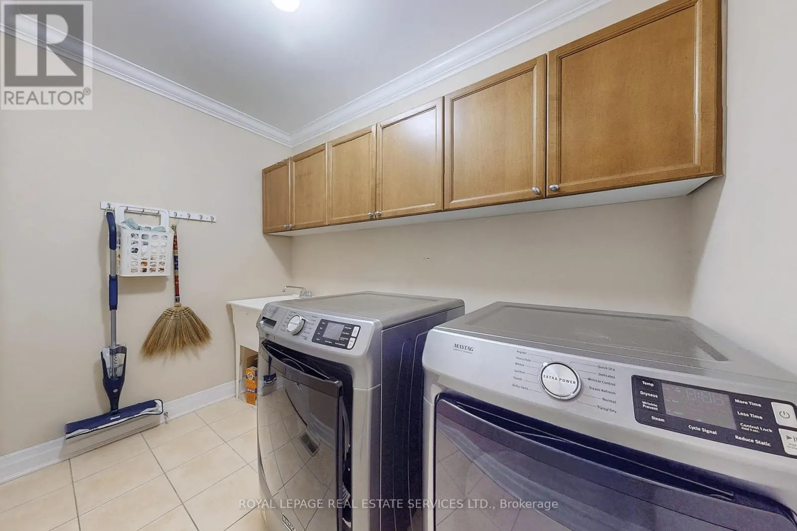 659 HOOD TERRACE
