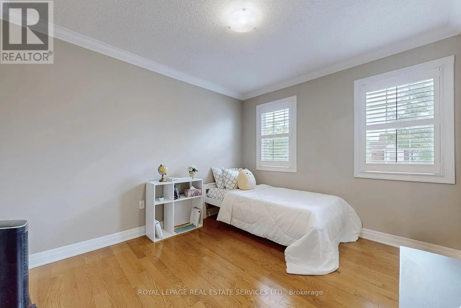 659 HOOD TERRACE