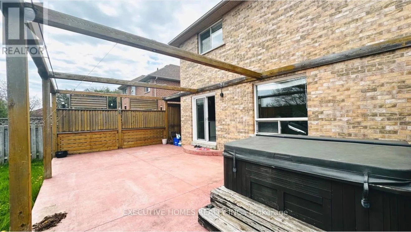 49 WESTFIELD TRAIL
