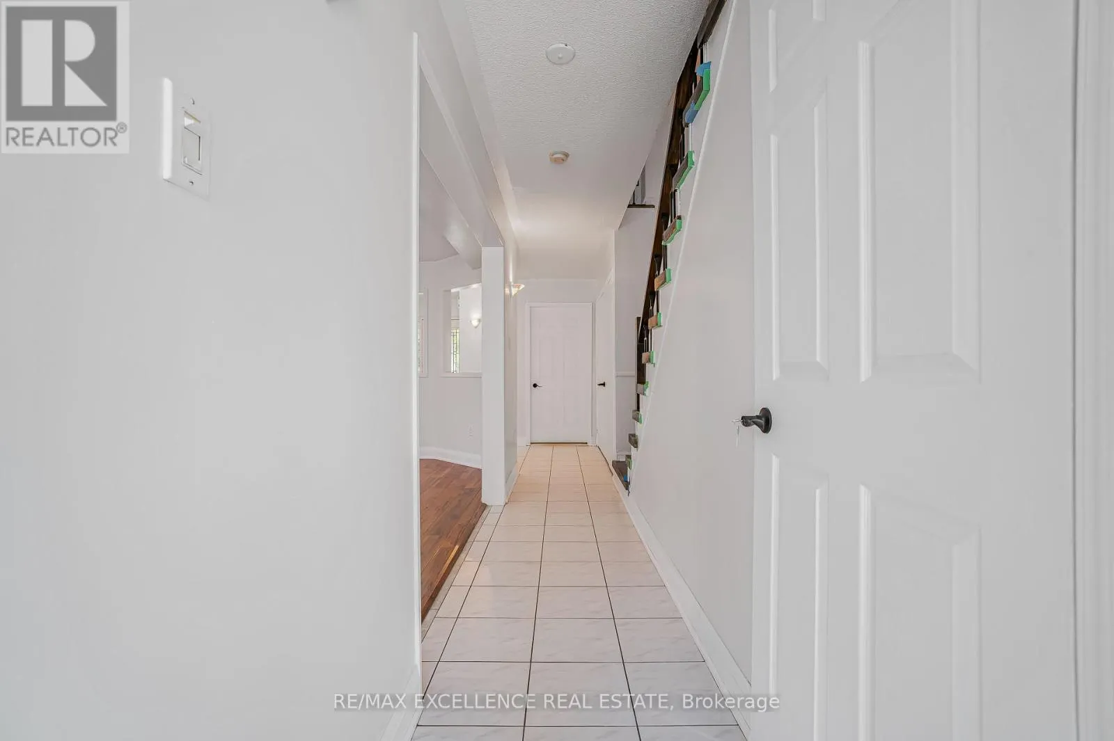 6935 DILLINGWOOD DRIVE