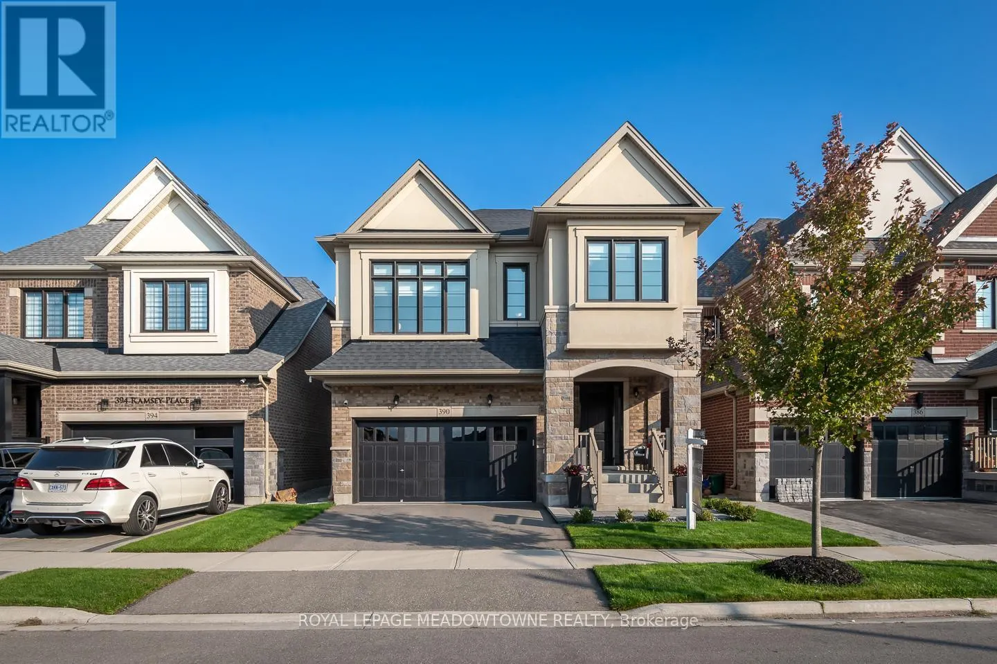 390 RAMSEY PLACE