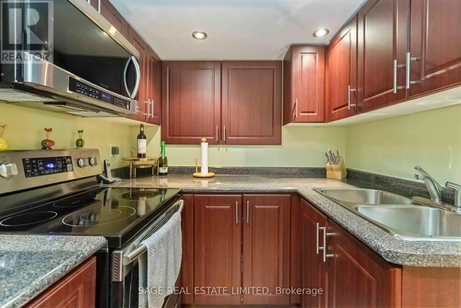 4159 CASTLEBURY STREET