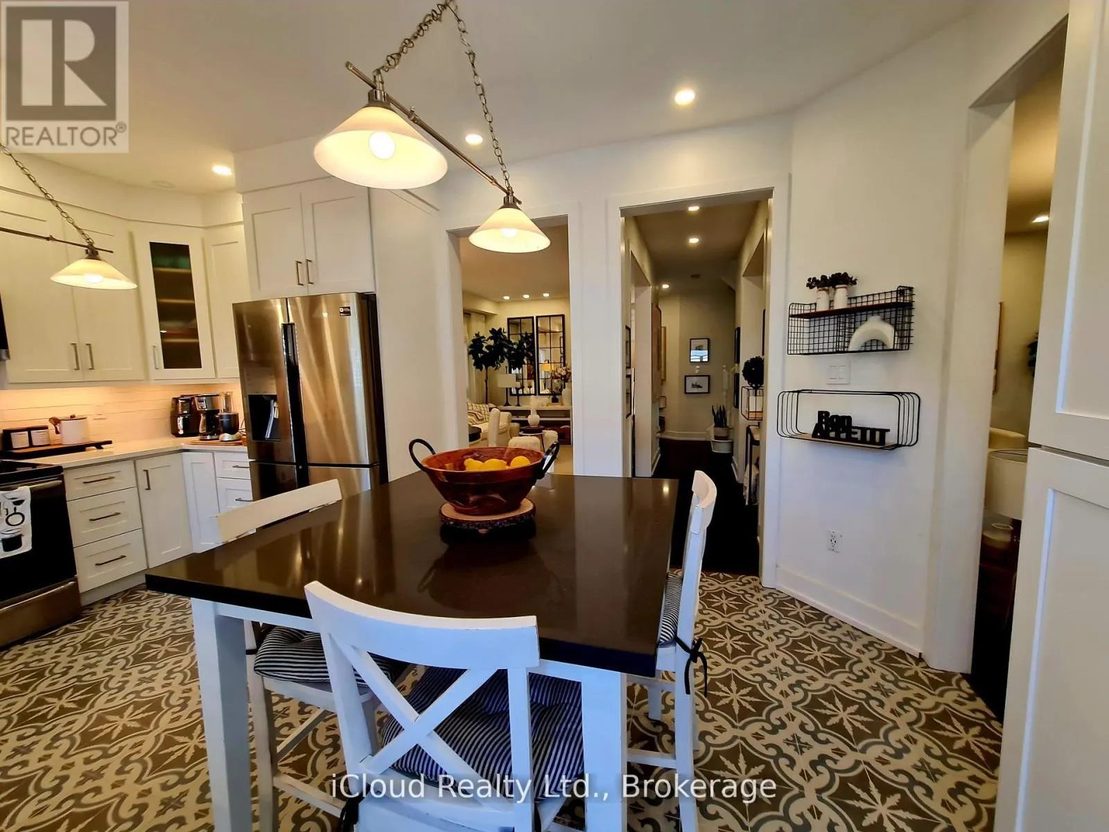 22 FALLGATE DRIVE
