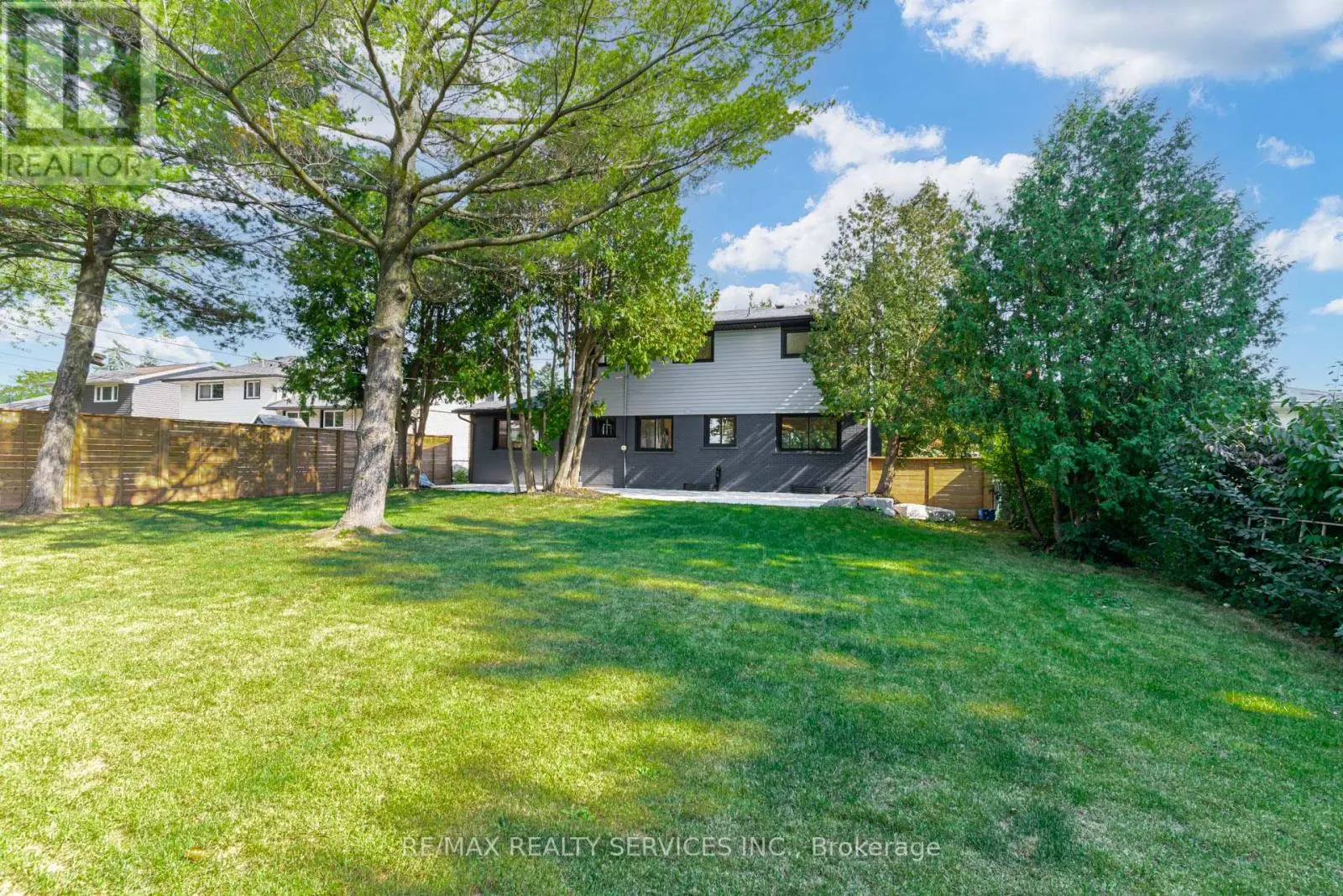 5133 CHERRYHILL CRESCENT