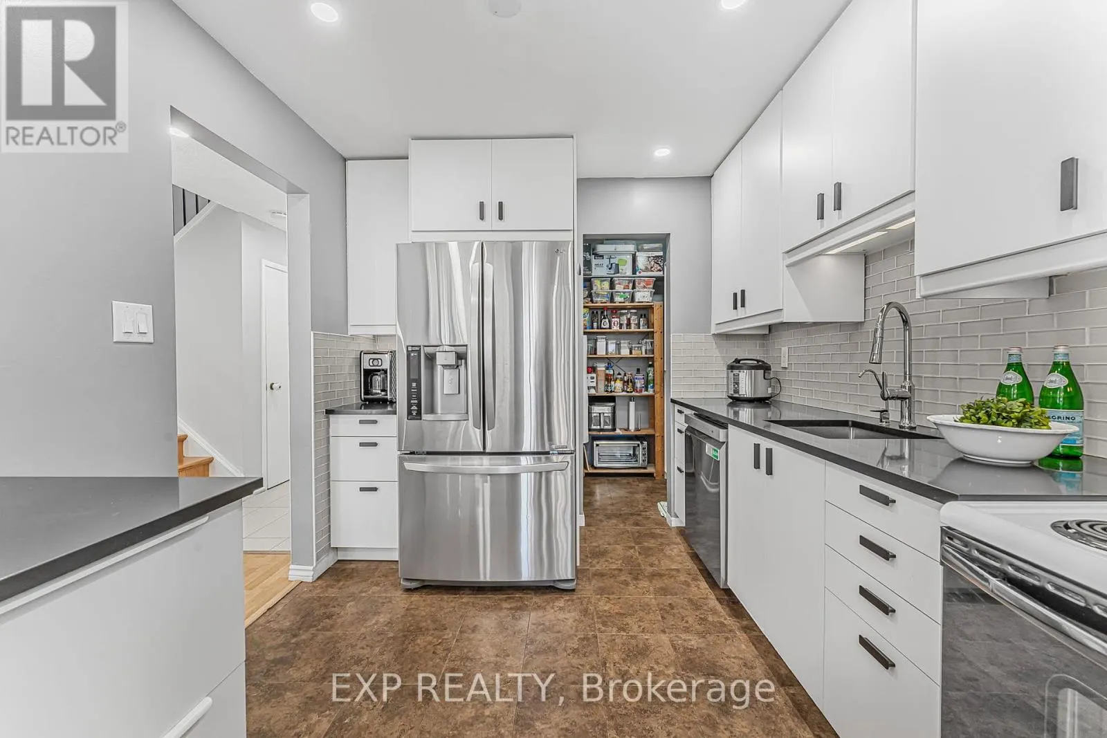 70 - 6797 FORMENTERA AVENUE