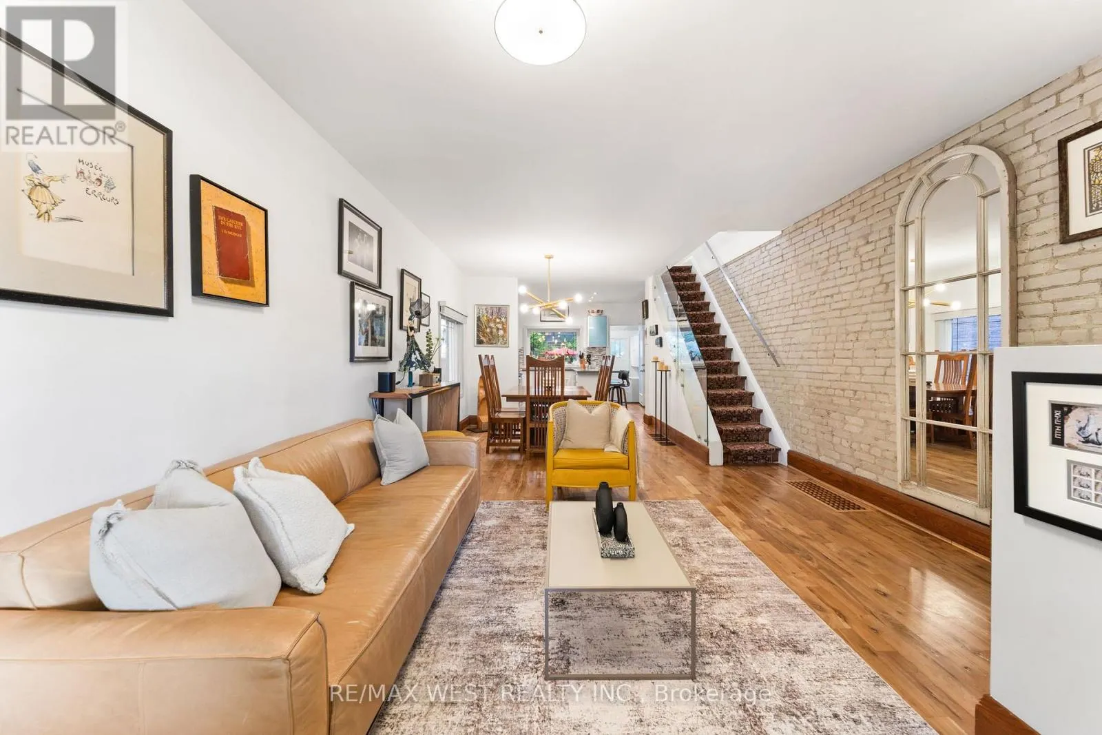 365 INDIAN GROVE