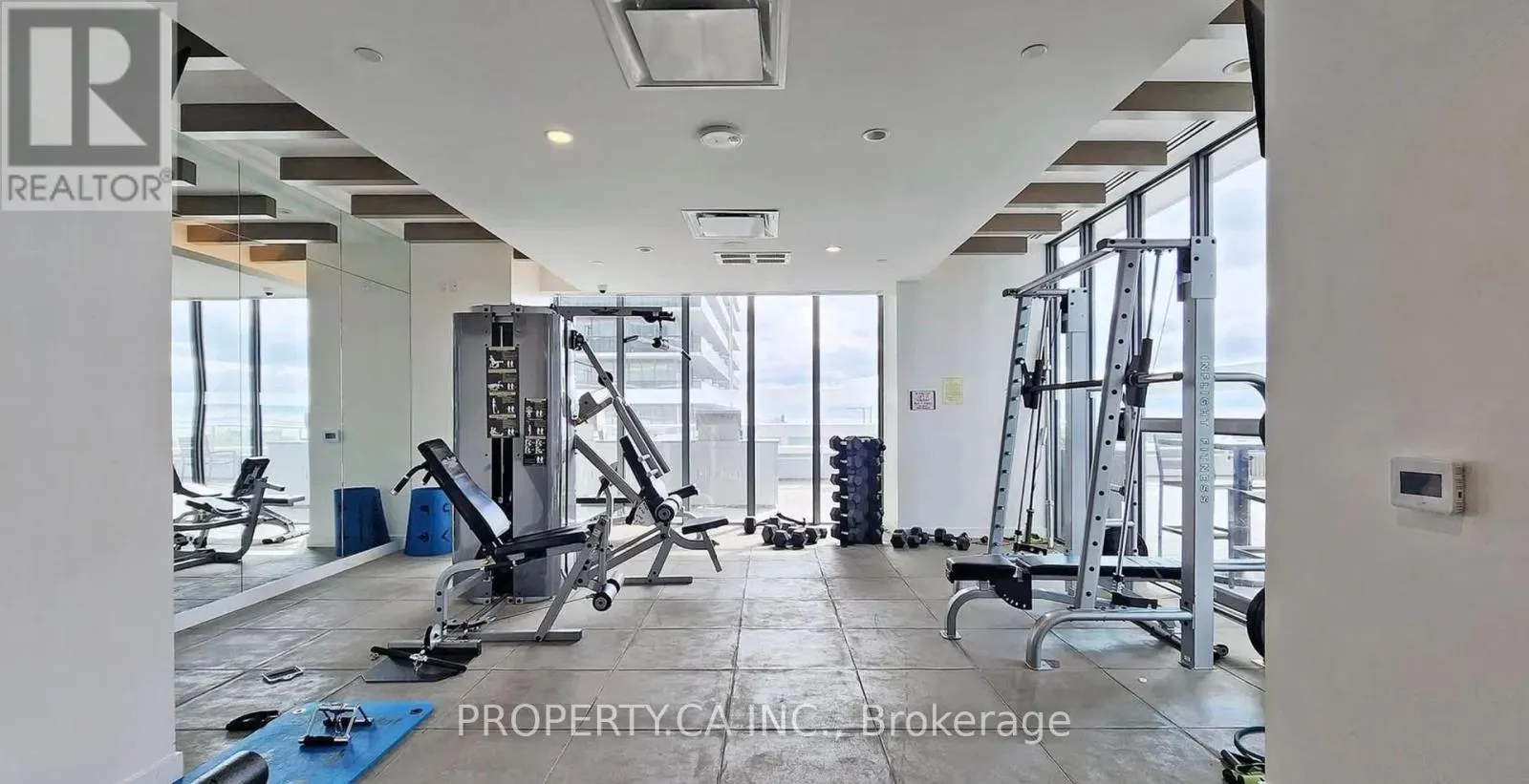 1110 - 70 ANNIE CRAIG DRIVE