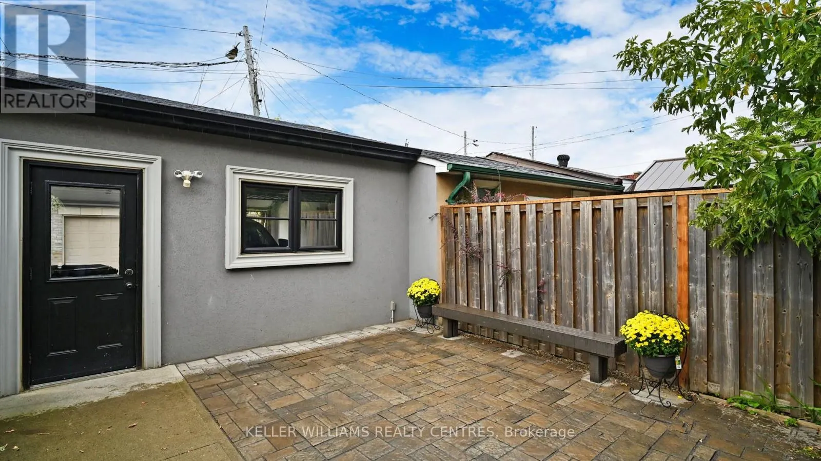 272 B BOON AVENUE