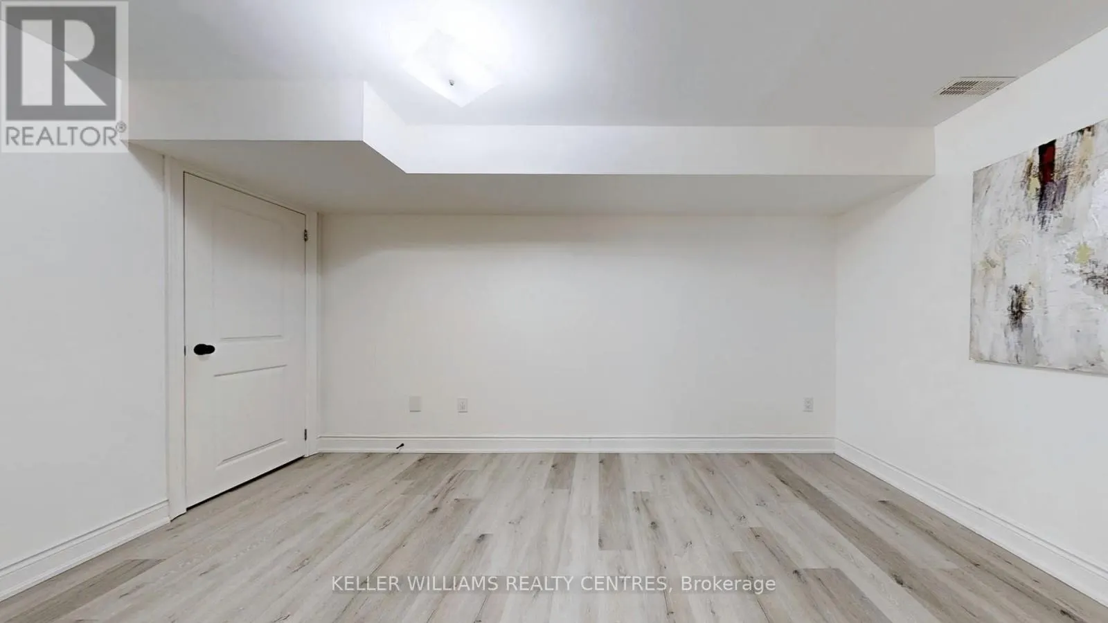 272 B BOON AVENUE