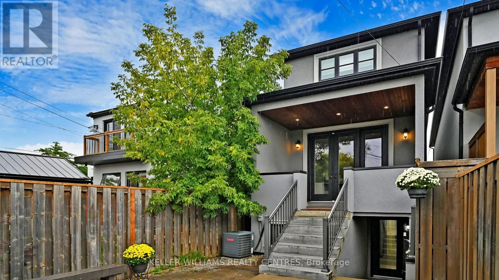 272 B BOON AVENUE