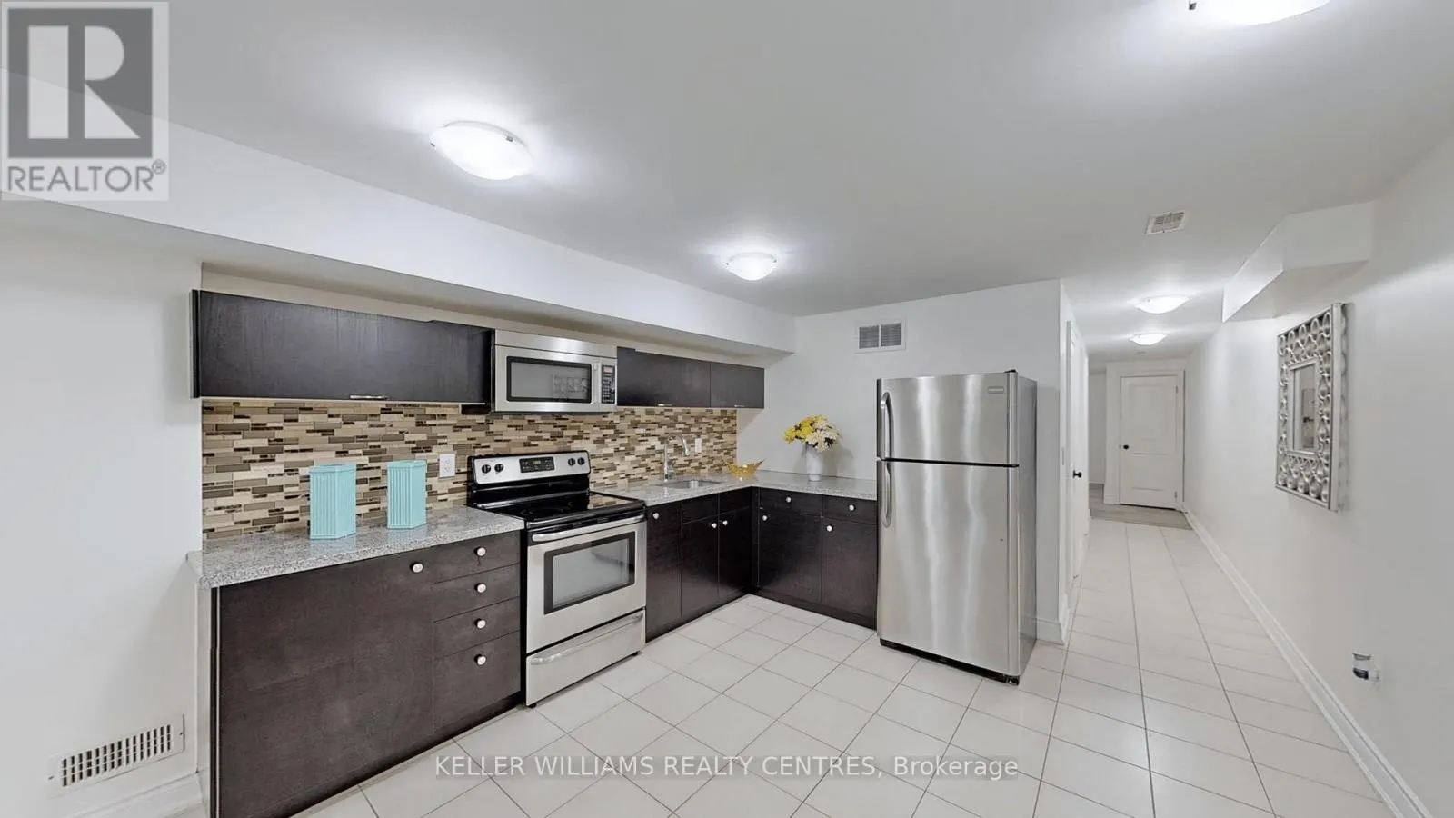 272 B BOON AVENUE