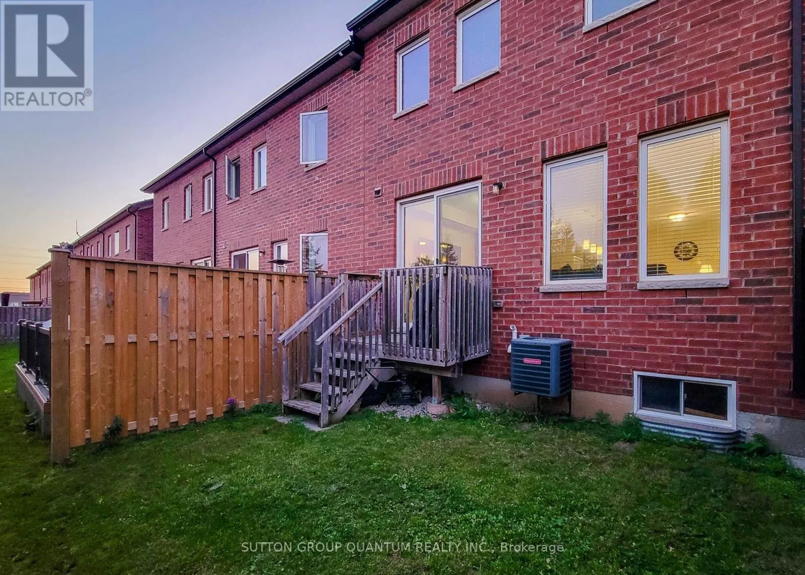 793 BANKS CRESCENT