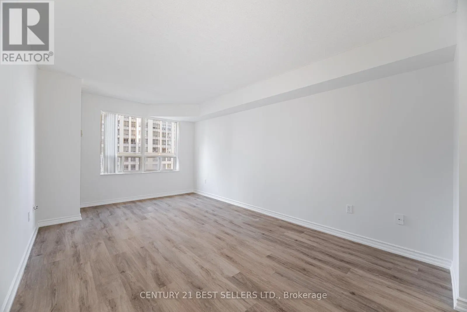 1704 - 325 WEBB DRIVE