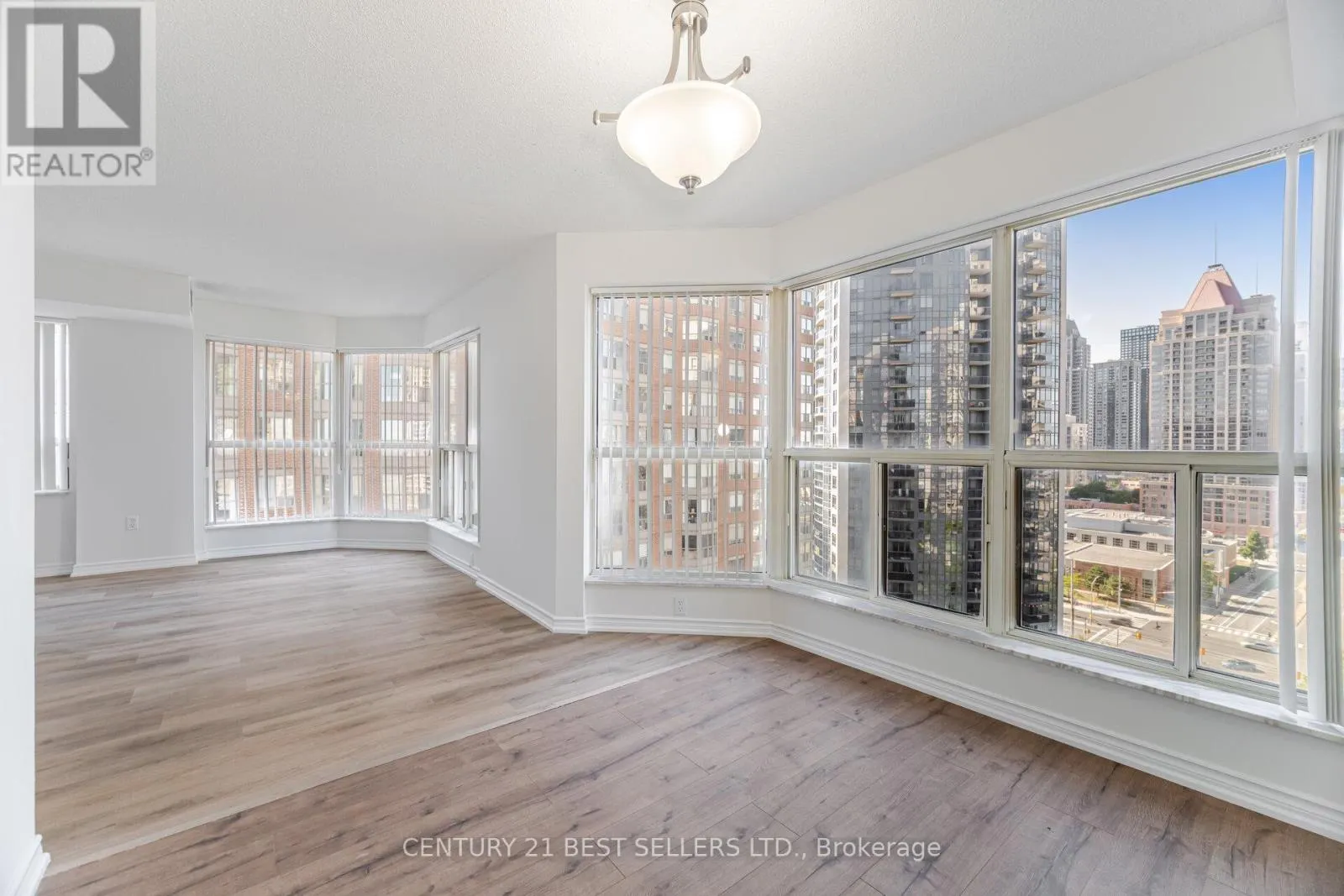 1704 - 325 WEBB DRIVE