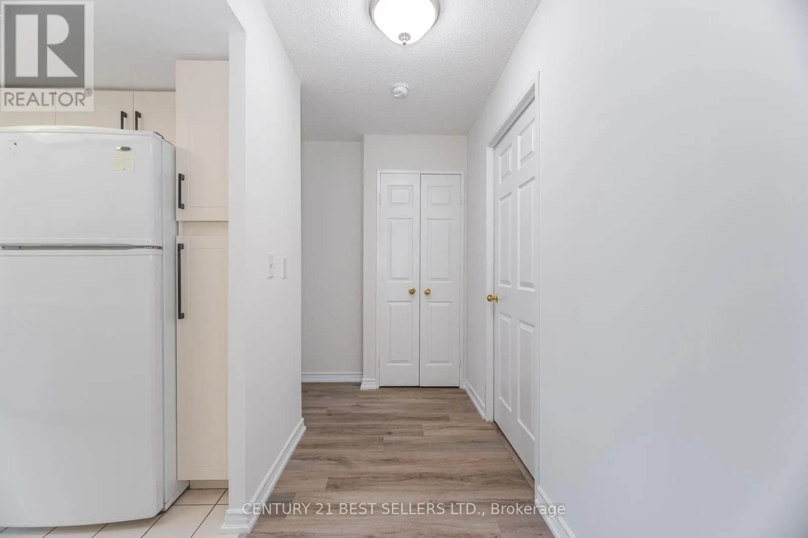 1704 - 325 WEBB DRIVE