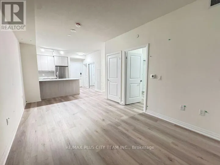 314 - 15 WATERGARDEN DRIVE