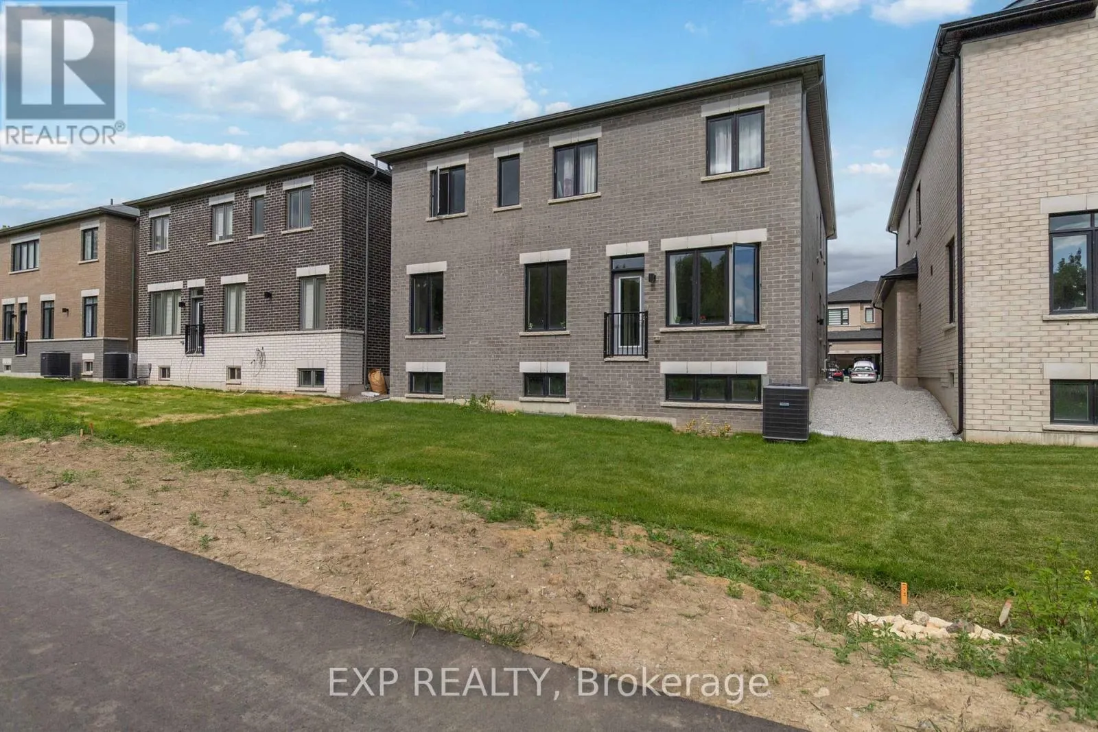 795 APPLE TERRACE