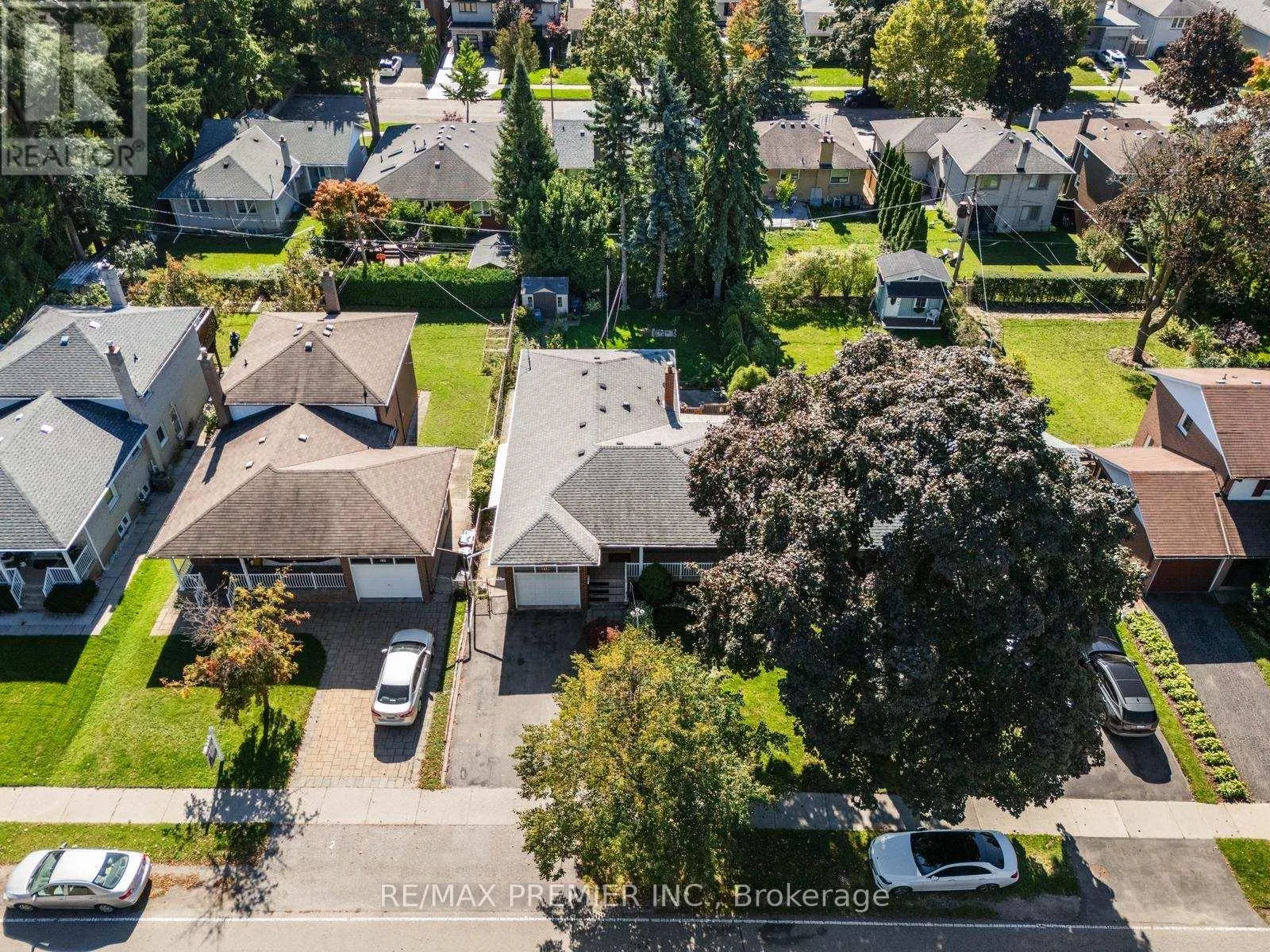 219 LA ROSE AVENUE