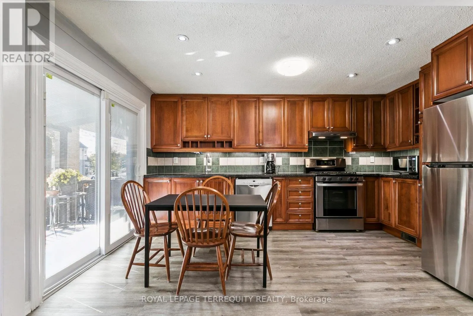 40 HAVERSON BOULEVARD