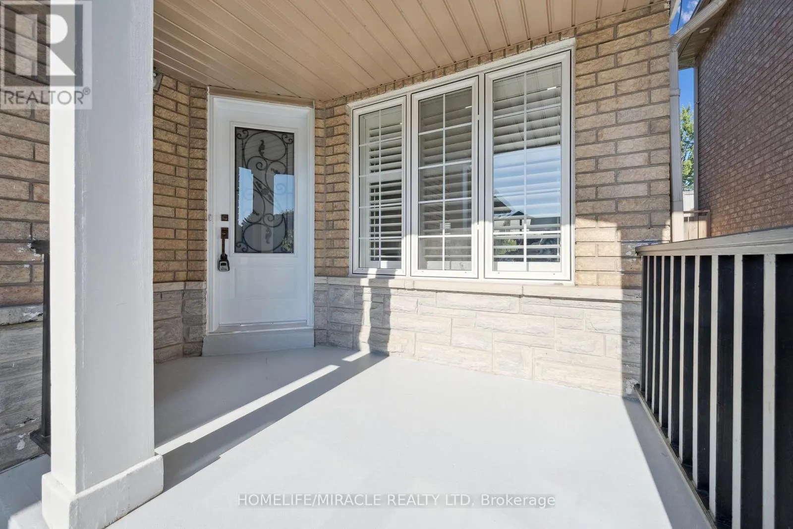 7562 BLACK WALNUT TRAIL