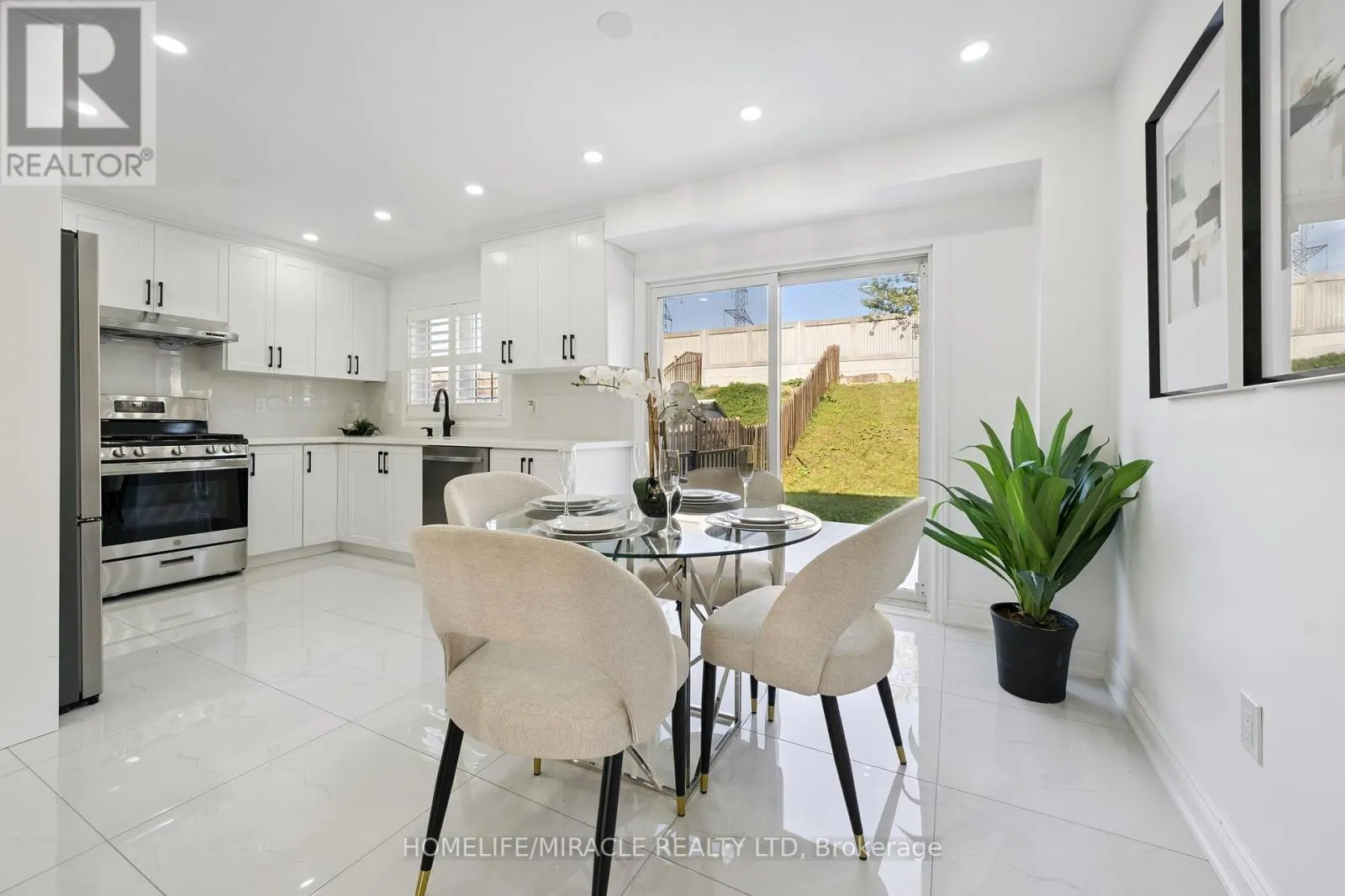 7562 BLACK WALNUT TRAIL