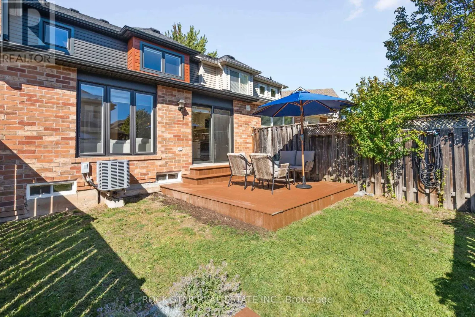 2438 BAINTREE CRESCENT