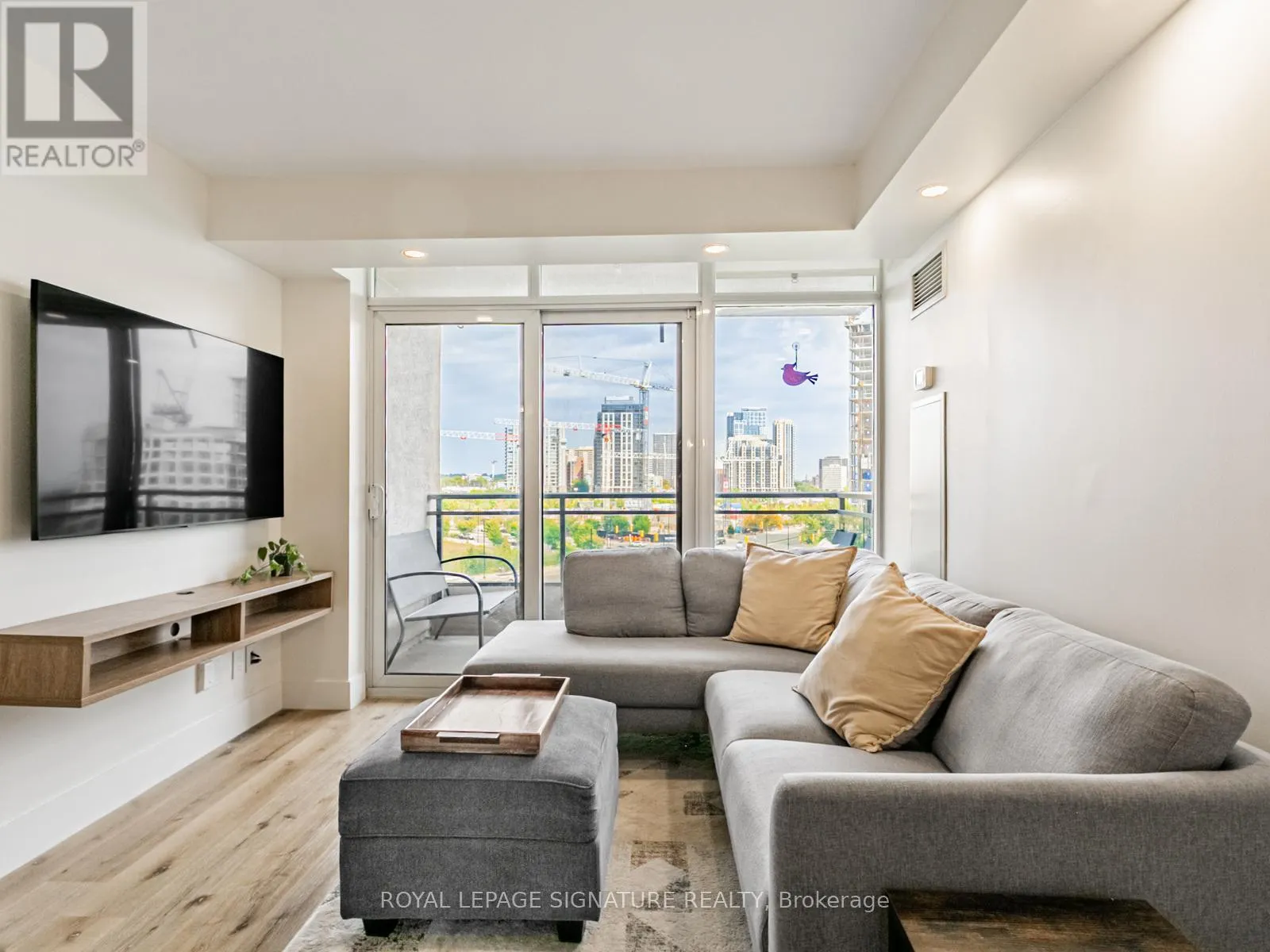507 - 5229 DUNDAS STREET
