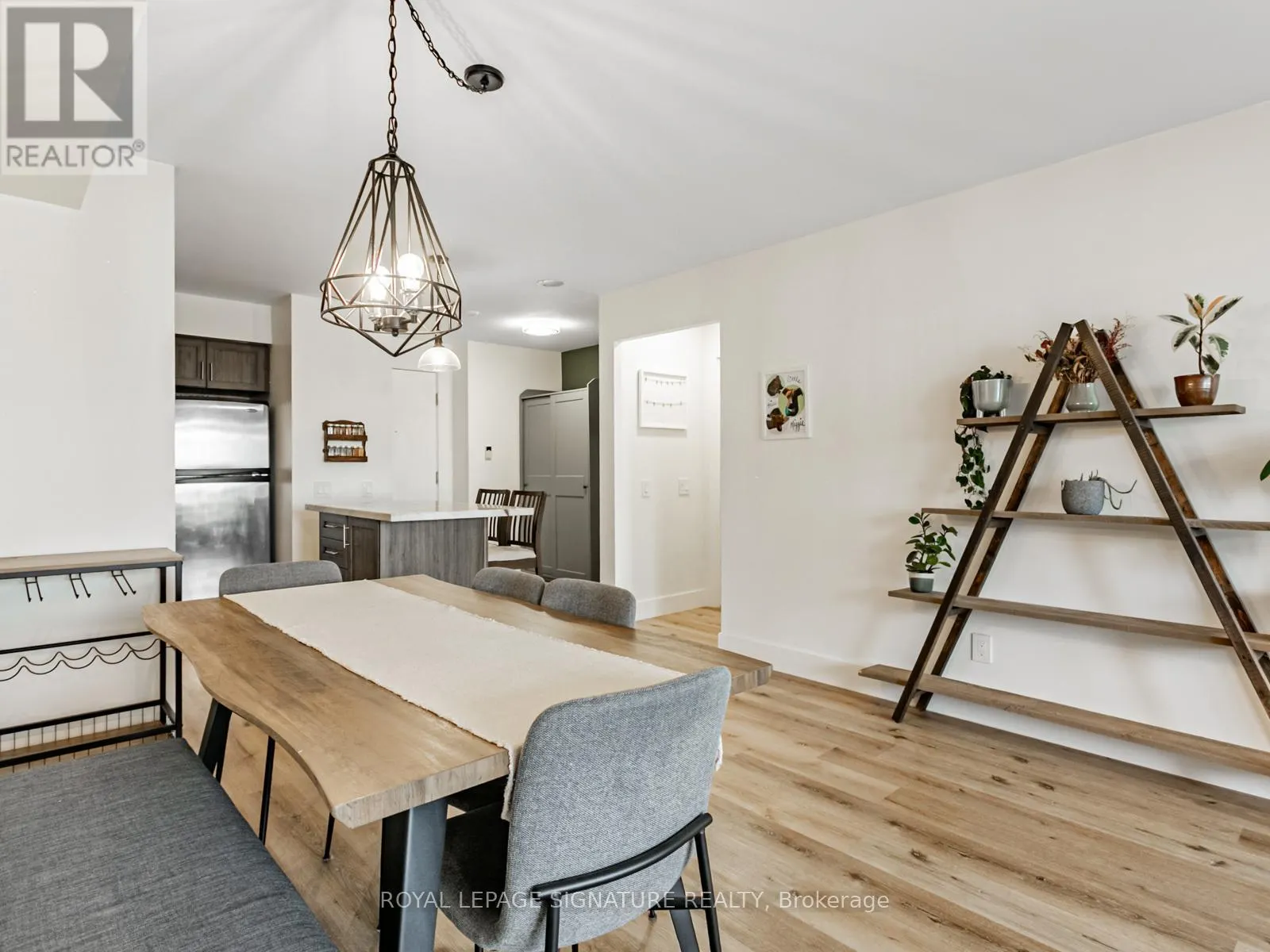 507 - 5229 DUNDAS STREET