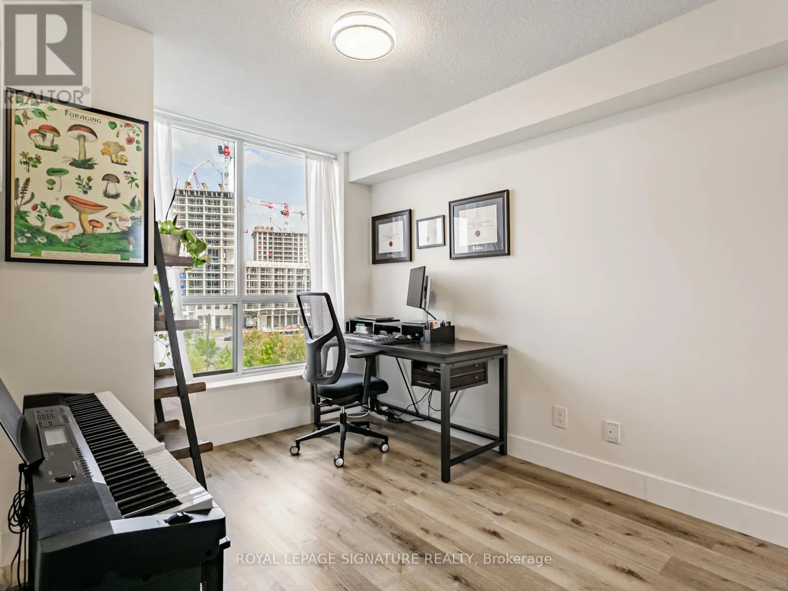 507 - 5229 DUNDAS STREET