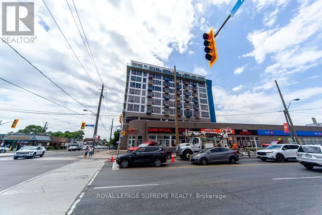 202 - 1600 KEELE STREET