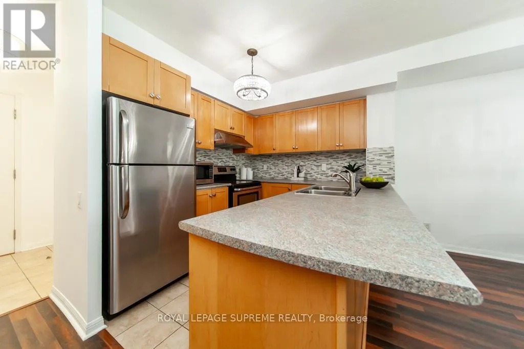 202 - 1600 KEELE STREET