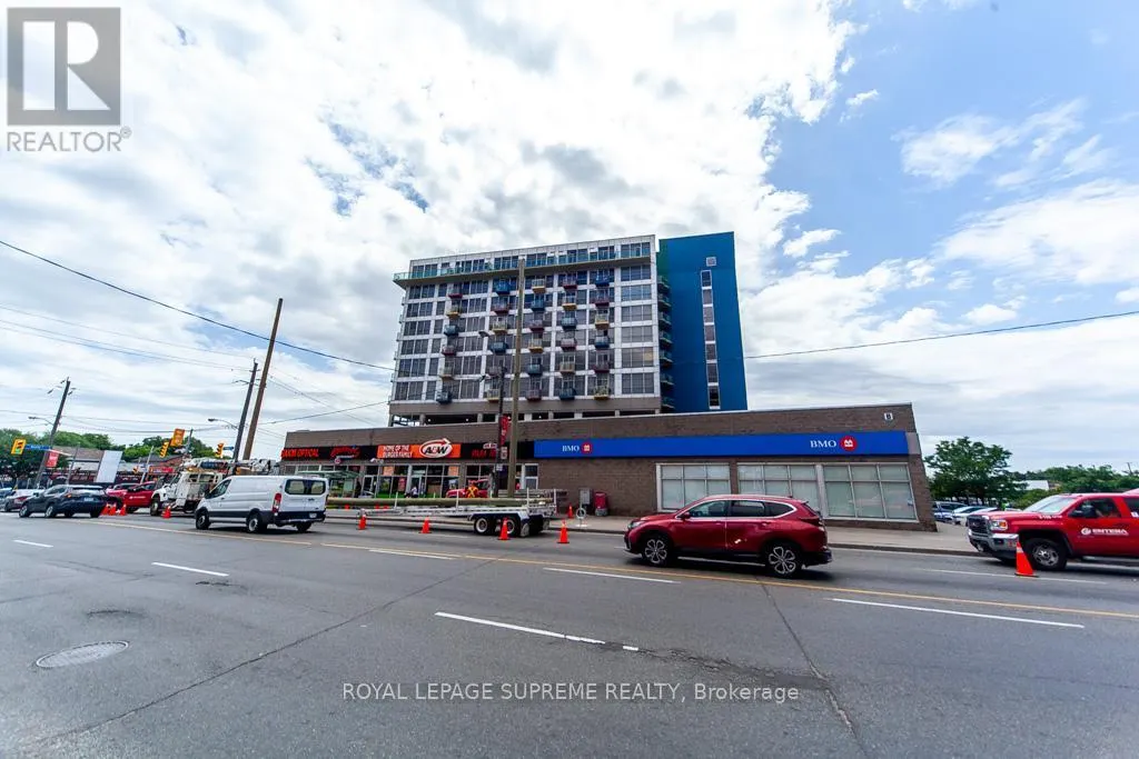 202 - 1600 KEELE STREET