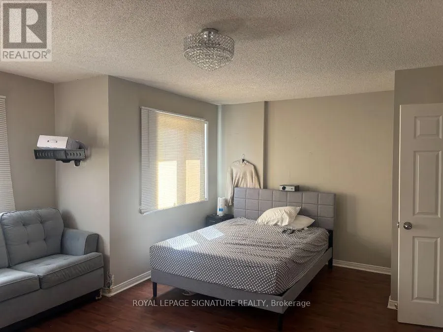 37 - 550 STEDDICK COURT