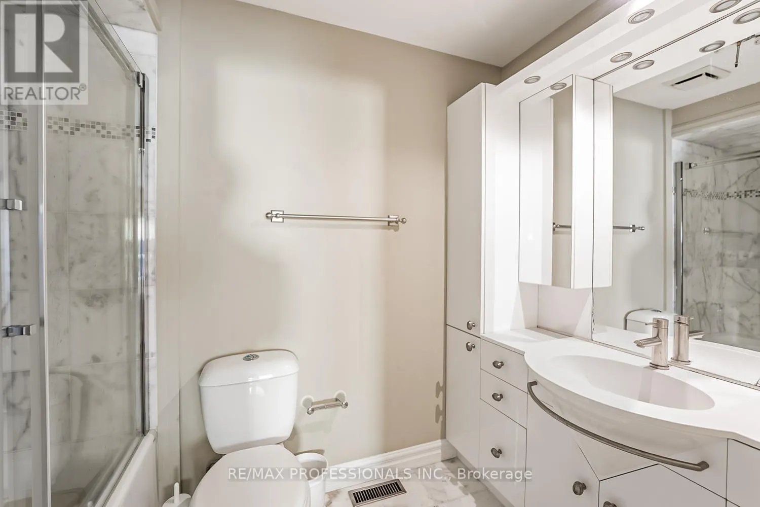 2239 ROSEGATE DRIVE