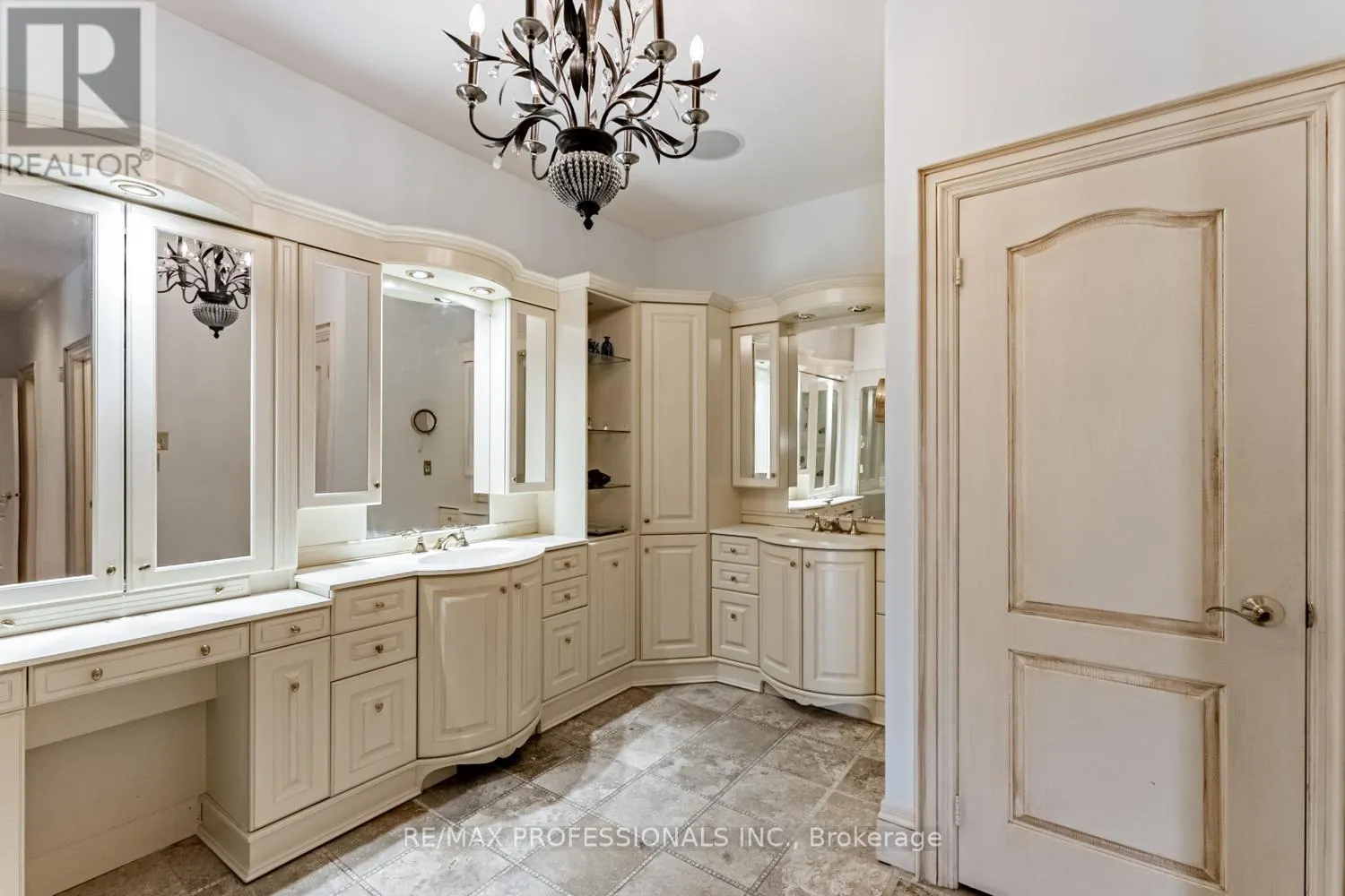 2239 ROSEGATE DRIVE