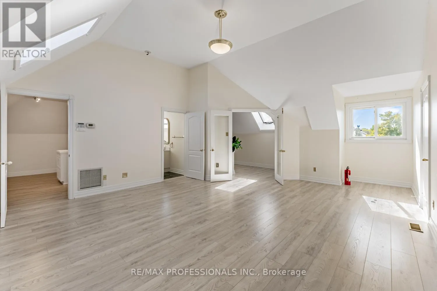 2239 ROSEGATE DRIVE