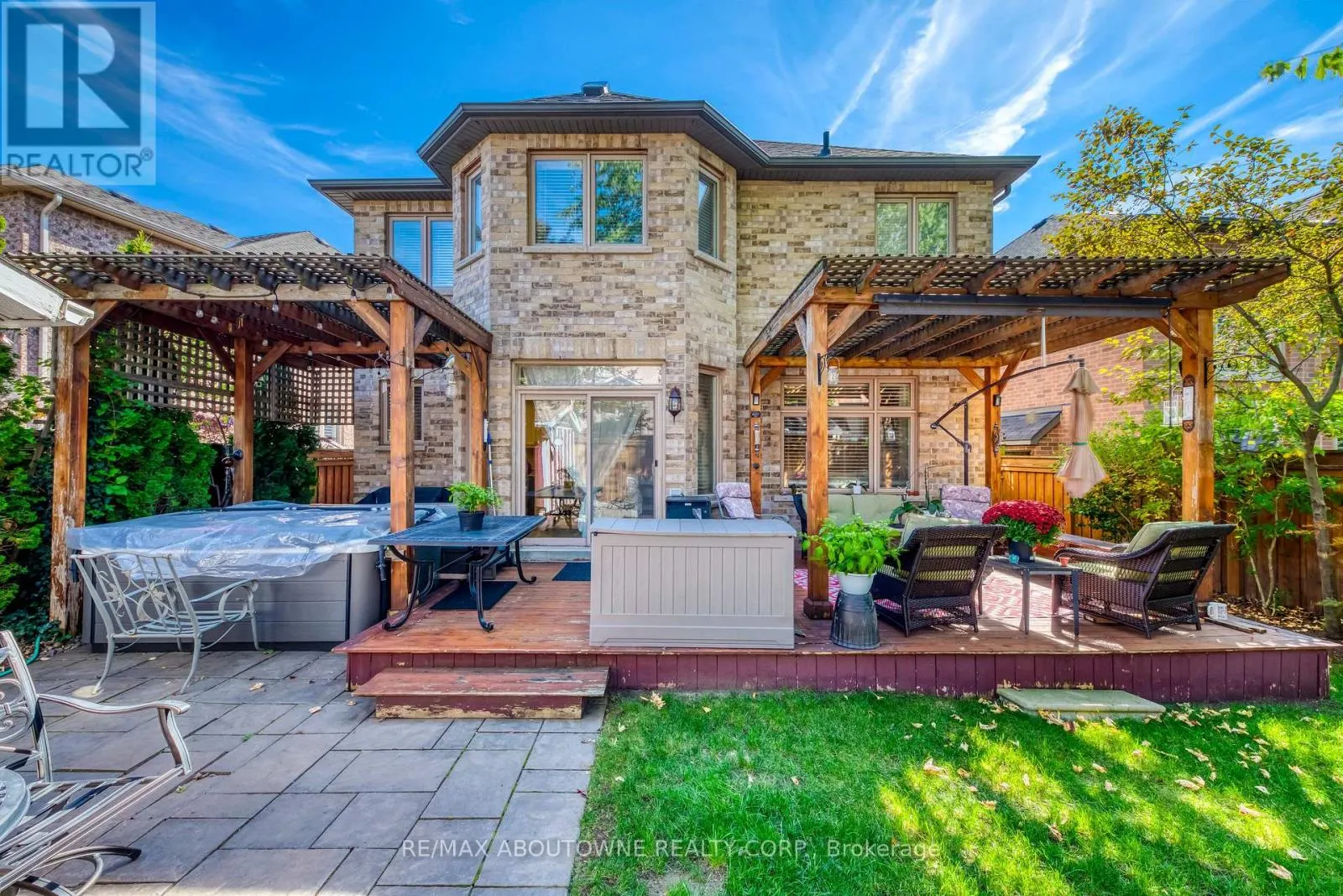 2270 GLADACRES LANE