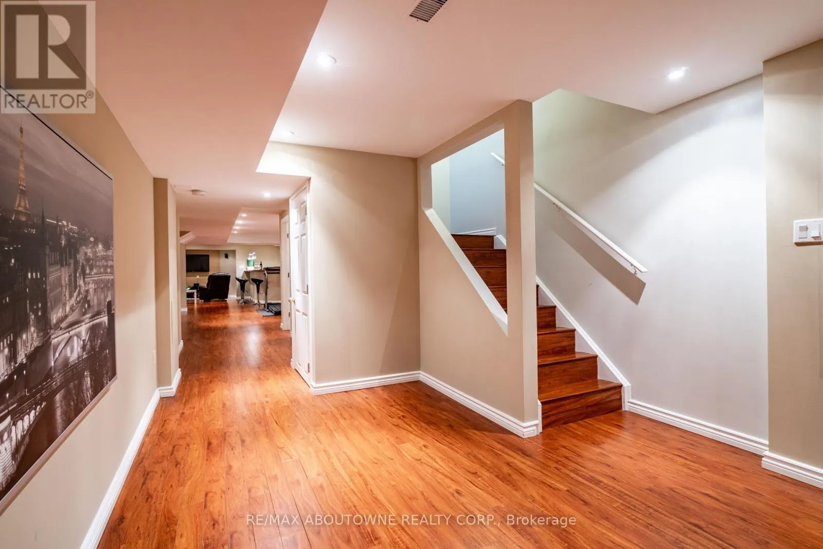 2270 GLADACRES LANE