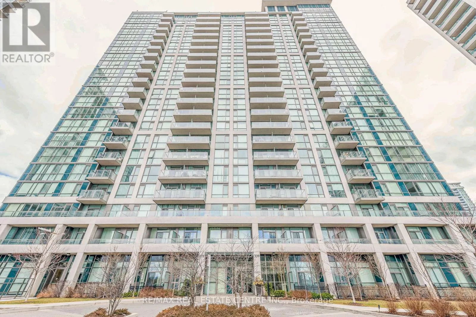 2116 - 339 RATHBURN ROAD W