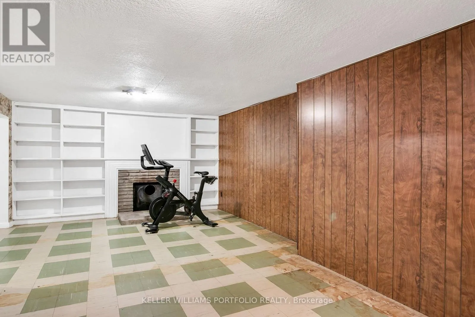 106 BOTFIELD AVENUE