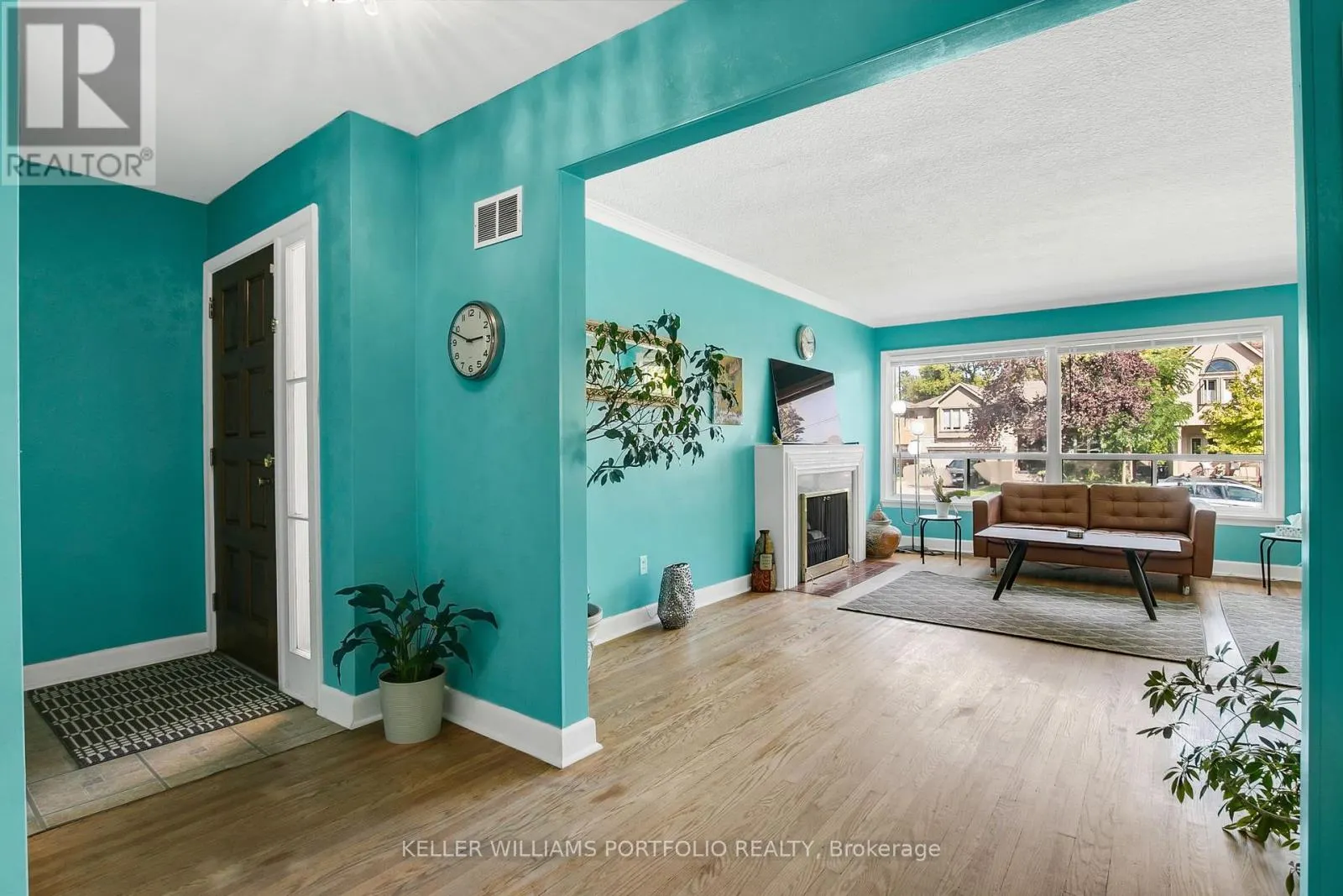 106 BOTFIELD AVENUE